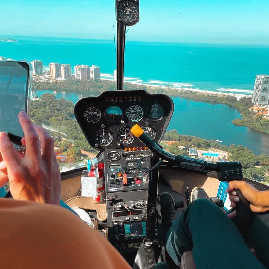Rio de Janeiro: Private Helicopter Tour - Why a helicopter makes sense in Rio