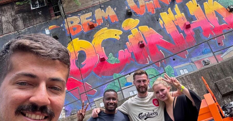 Rio de Janeiro: Rocinha Favela guided tour - Local transport begins the route