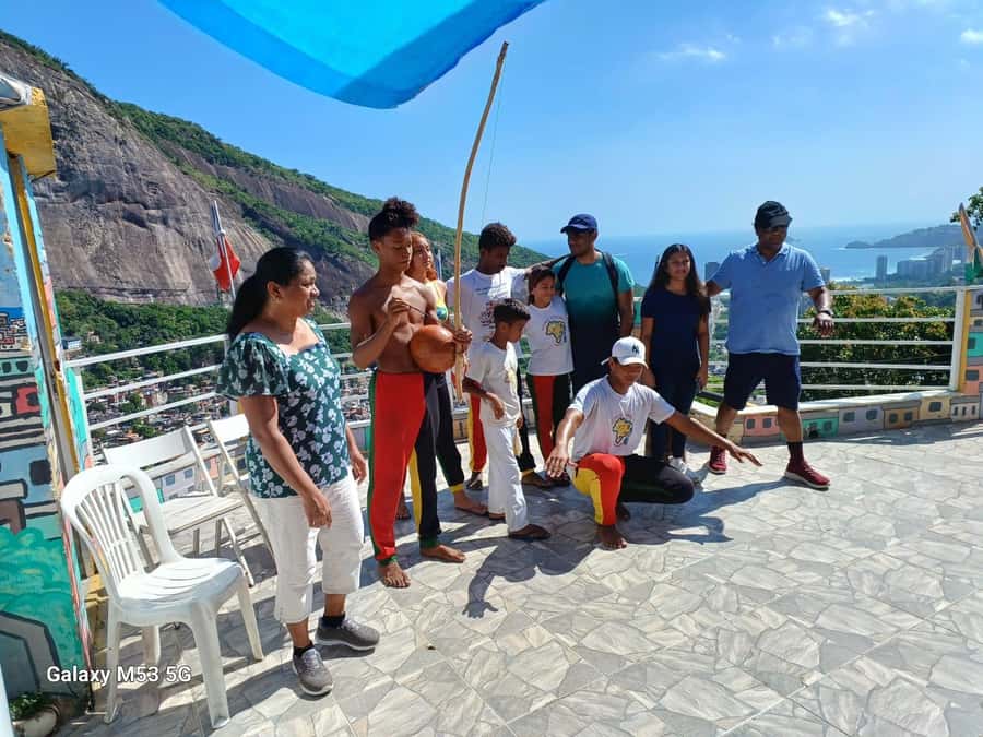 Rio de Janeiro: Rocinha Favela Walking Tour with Local Guide - Safety, Respect, and the Community Contribution