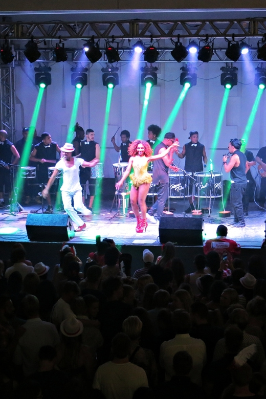 Rio de Janeiro: Salgueiro Samba School Rehearsal Tour - What to bring and what to confirm