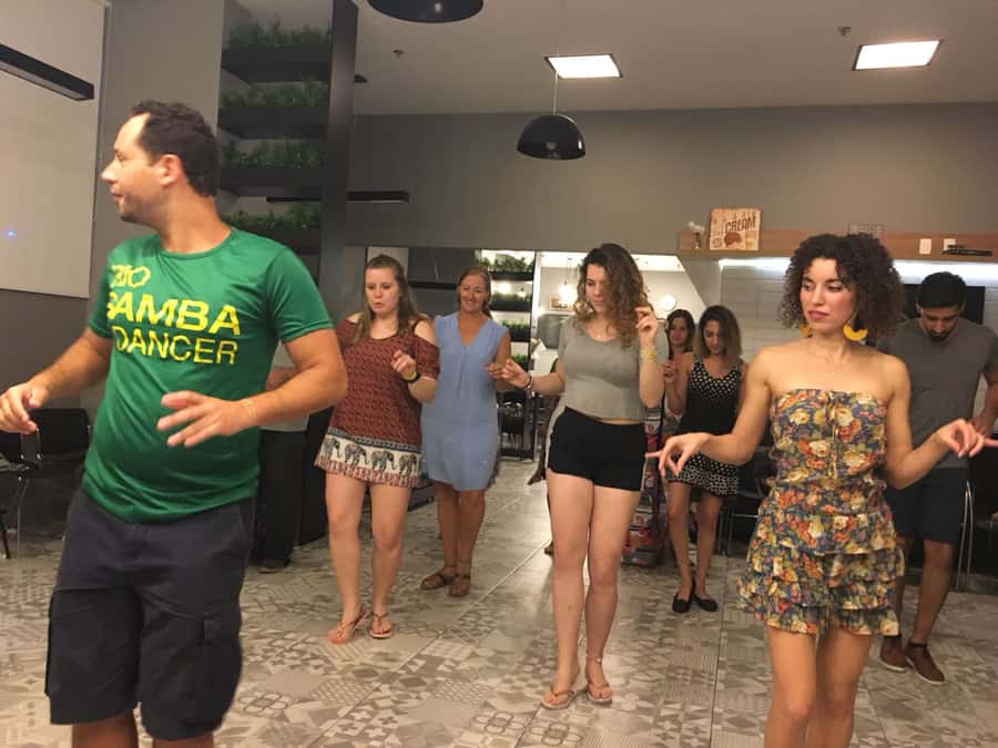 Rio de Janeiro: Samba Class and Samba Night Tour - What the three hours with your guide add