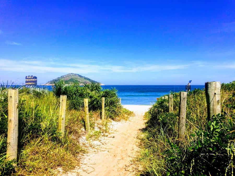 Rio de Janeiro Secluded Beaches: Hike+Swim Prainha & Grumari - The Caeté hike: easy on paper, real in the heat