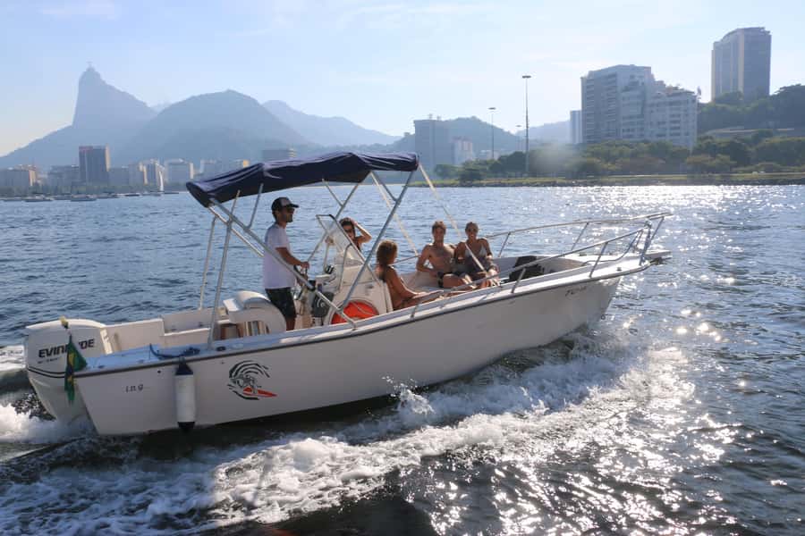 Rio de Janeiro: SpeedBoat Tour - Beach Tour with Beer - Adão Beach and a quieter pause