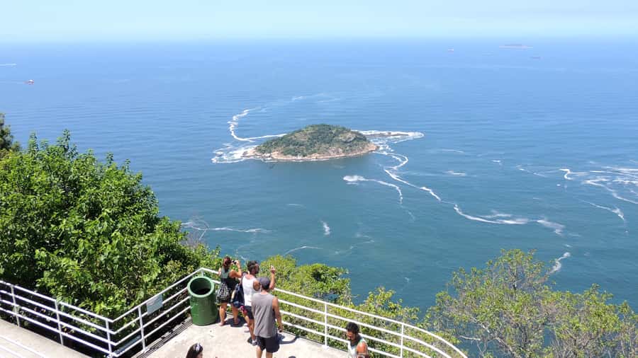 Rio de Janeiro: Sugar Loaf with Lunch and Helicopter Flight - Nine minutes over Rio by helicopter