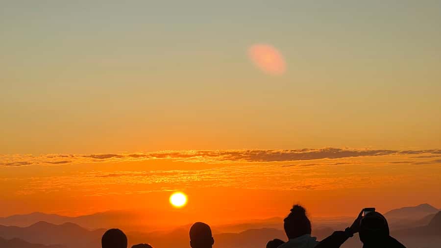 Rio de Janeiro: Sunrise Lookout and Christ the Redeemer Tour - A homemade breakfast kit, not a café stop