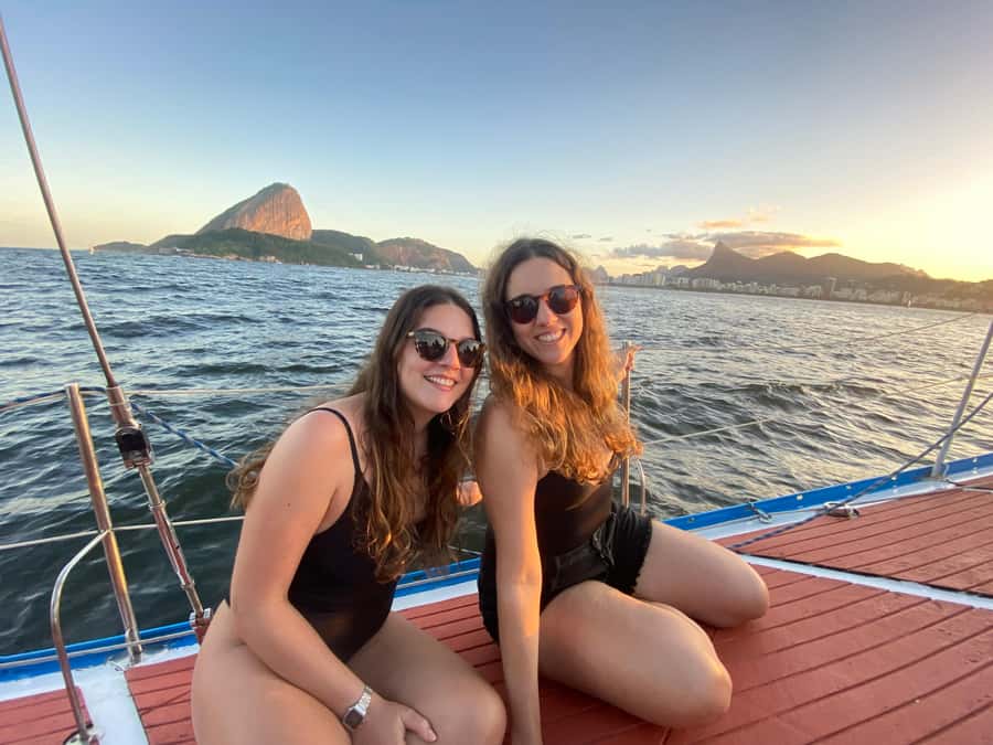 Rio de Janeiro: Sunset Sailboat Tour with Open Bar - The open bar and included food