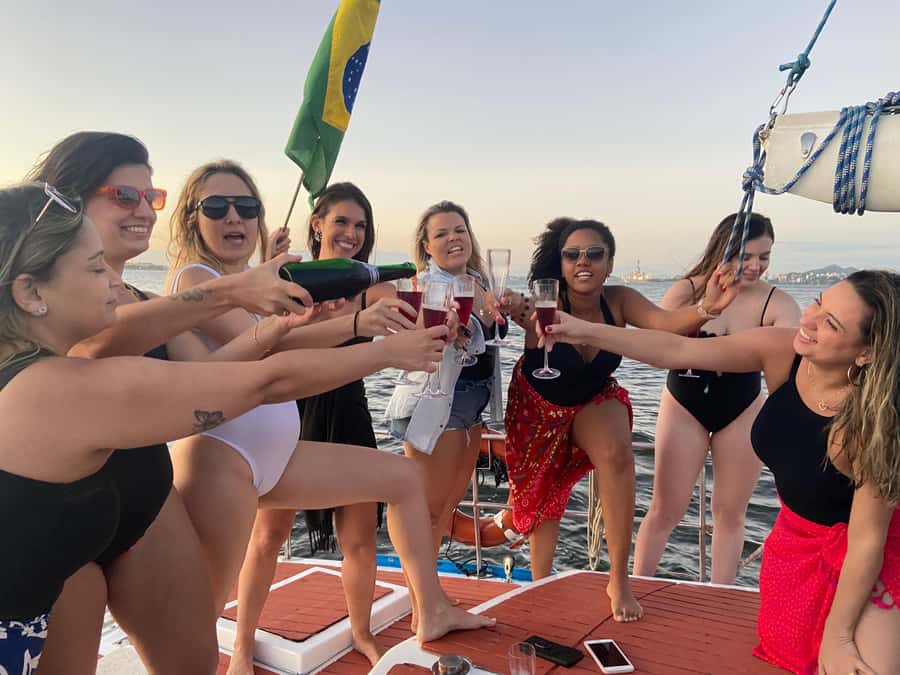 Rio de Janeiro: Sunset Sailboat Tour with Open Bar - Is $57 a fair price?