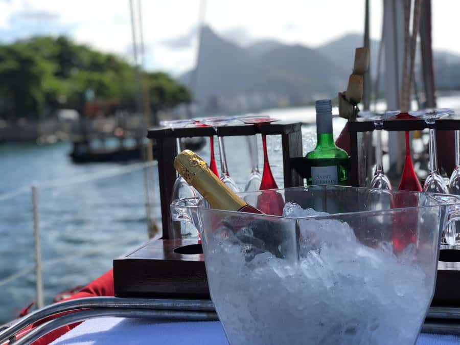 Rio de Janeiro: Sunset Sailing Tour - The private option is best for a special occasion