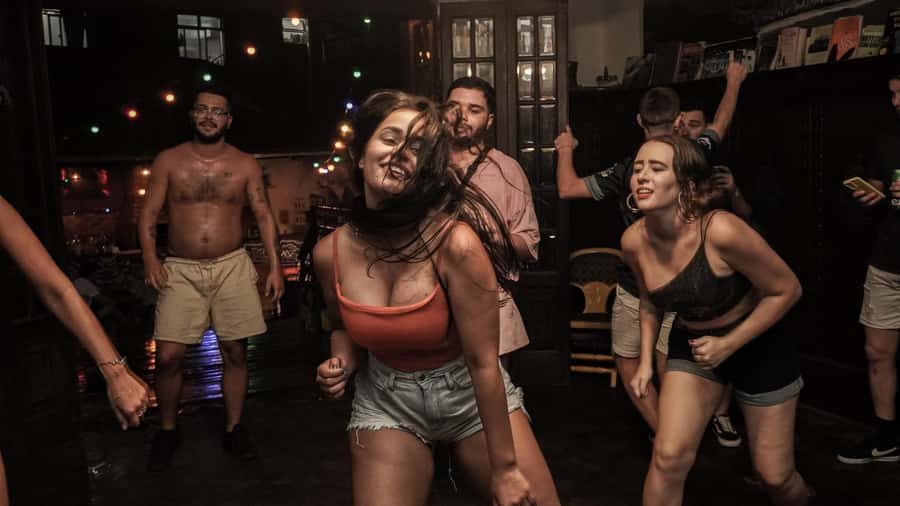 Rio Experience: Caipirinha Workshop (2 Caipis) + Funk Class - Why this short Rio night works