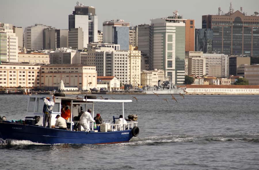 Rio From The Sea: Guanabara Bay Cruise with Optional Lunch - Guide quality and group size