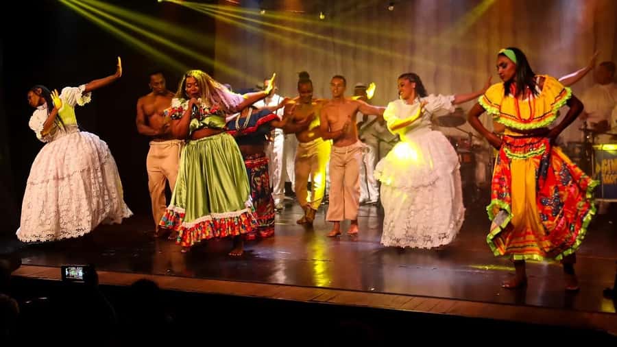 Rio: Ginga Tropical Folkloric Show & Optional Dinner - What Ginga Tropical is trying to show you
