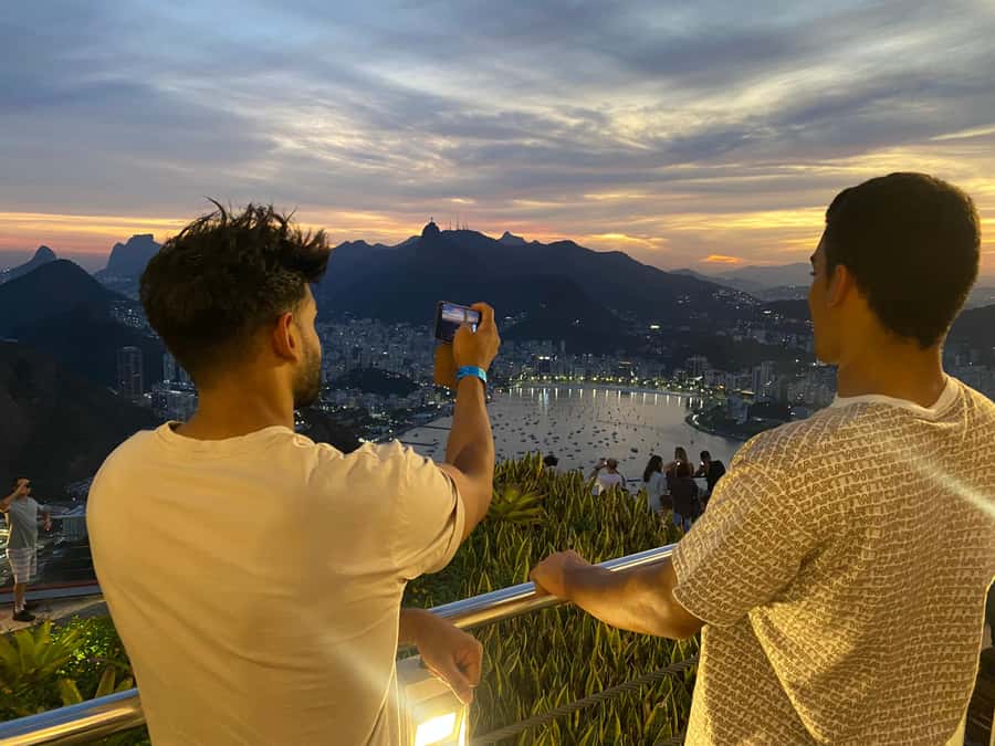 Rio Highlights: Christ, Sugarloaf, more in a Private Tour - What the $220 price really buys you