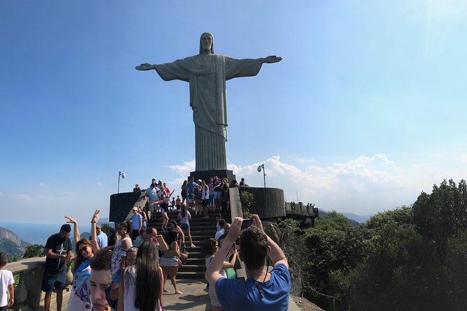 Rio in Style: A Journey Thru Corcovado, Sugarloaf, Selaron - What this Rio sightseeing day is trying to do