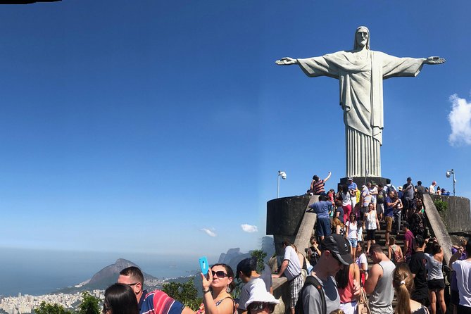Rio in Style: A Journey Thru Corcovado, Sugarloaf, Selaron - Sugarloaf Mountain delivers the big view