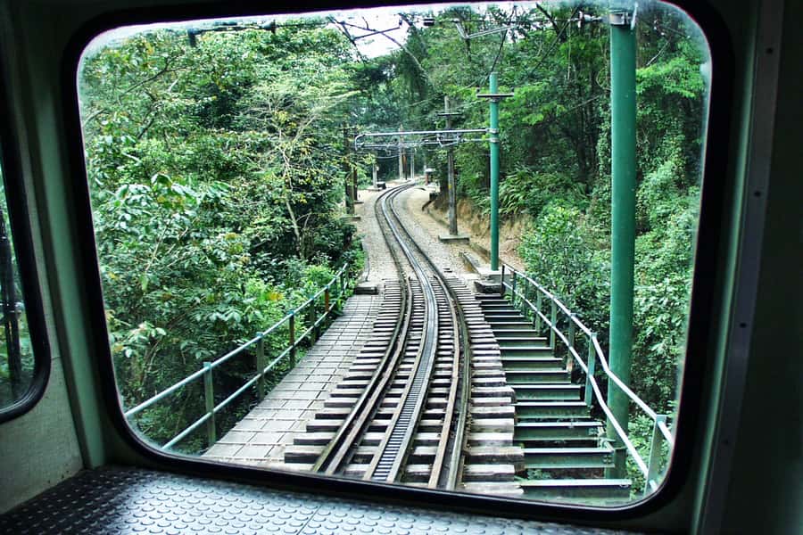 Rio: Maracanã Stadium & Christ the Redeemer by Rack Railway - Does four hours really work?