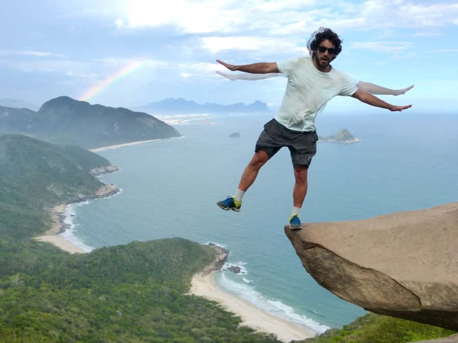 Rio: Pedra do Telégrafo Hiking & Relax in a Wild Beach - The forest trail through Pedra Branca State Park