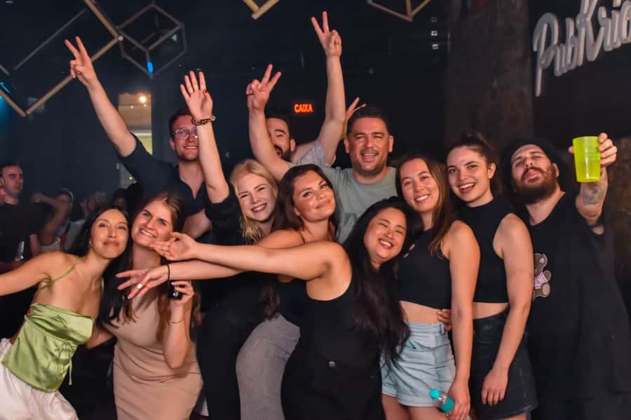Rio: Pub Crawl in Lapa with Cachaça Tasting and Live Samba - Why Lapa is the right setting for this night