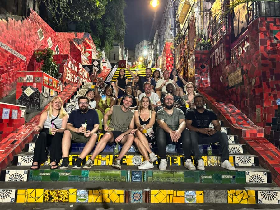 Rio: Pub Crawl in Lapa with Cachaça Tasting and Live Samba - Arcos da Lapa and a free caipirinha