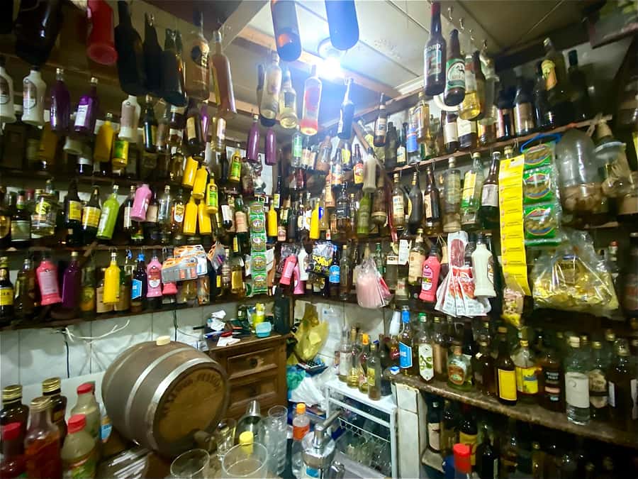Rio: Pub Crawl in Lapa with Cachaça Tasting and Live Samba - The real value of $33
