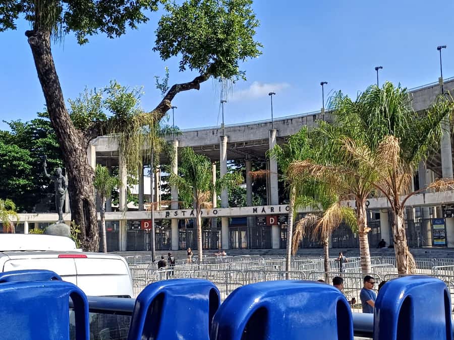 Rio Samba Bus: hop-on hop-off city tour in Rio de Janeiro - Urca and Sugarloaf require extra planning