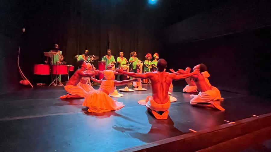 Salvador by Night: Cultural Dinner and Show - Is $150 a fair price?