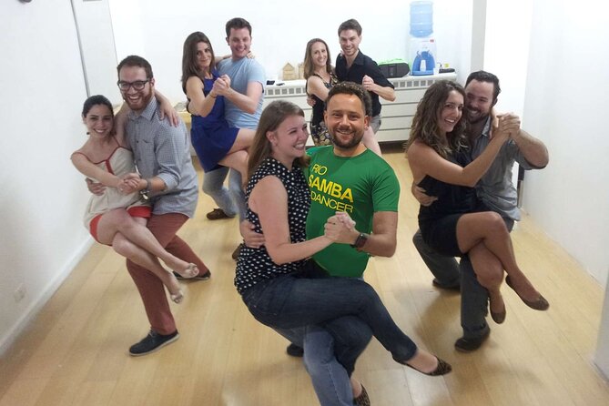 Samba Class in Copacabana - Crowding, timing, and the Carnival period