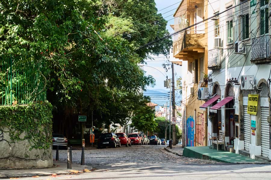 Santa Teresa - Bohemia and Art - The Tram Ride: A Fine Start With One Big Qualification