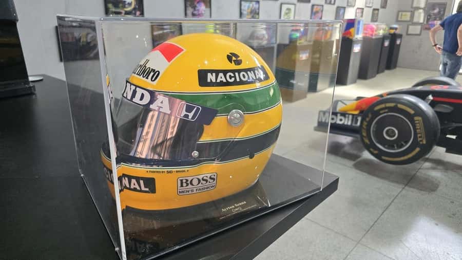 São Paulo: Ayrton Senna Highlights Tour - Starting with private pickup across São Paulo