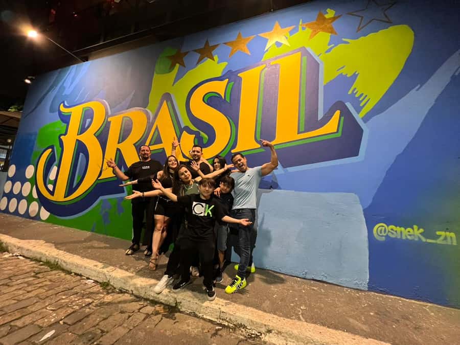 São Paulo: Bar and Street Art Crawl with Local Guide - Starting at Rua Fradique Coutinho, 698