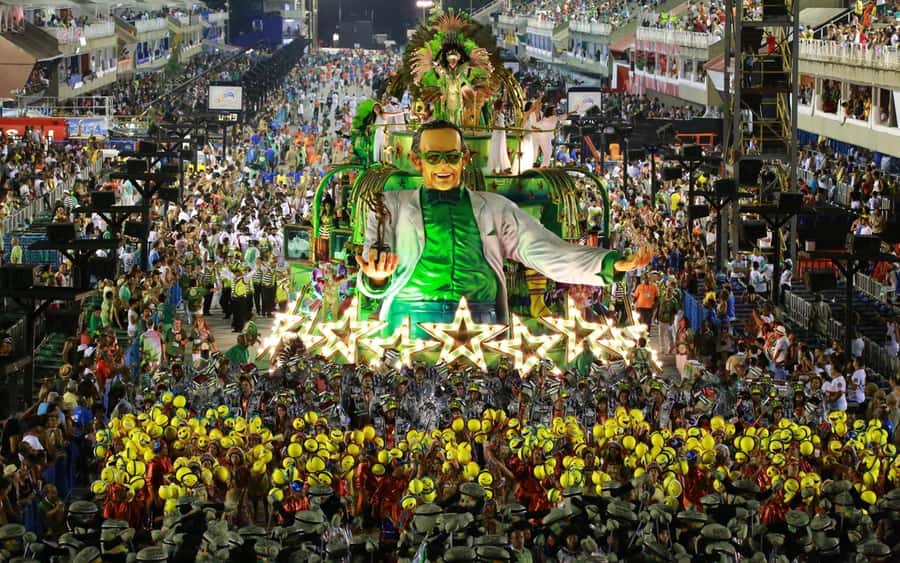 São Paulo Carnival Seating with Food, Drinks, & Transfer - Key things to know before booking