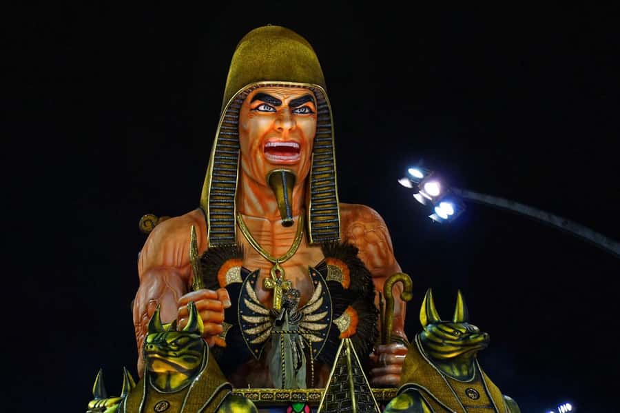 São Paulo Carnival Seating with Food, Drinks, & Transfer - The Beauty Center and a more comfortable Carnival night
