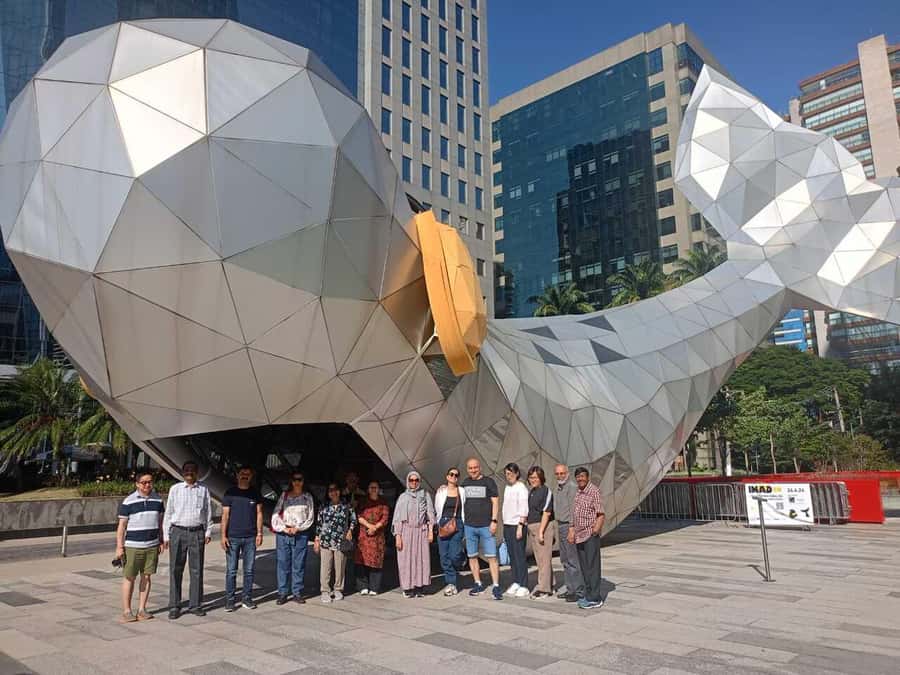 São Paulo: City Highlights Private Tour with Pickup Airport - Why this private route works in a huge city