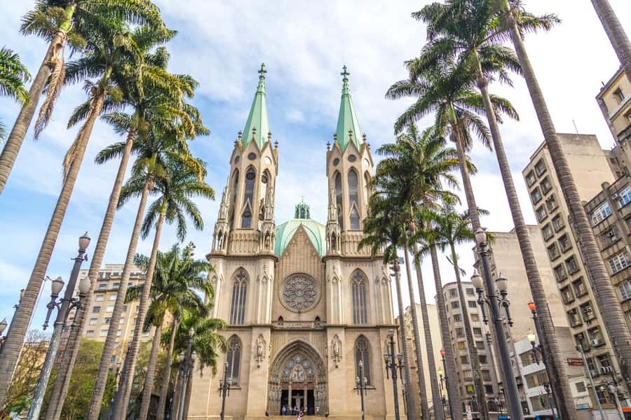 São Paulo: City Highlights Private Tour with Pickup Airport - Batman’s Alley and São Paulo’s street art