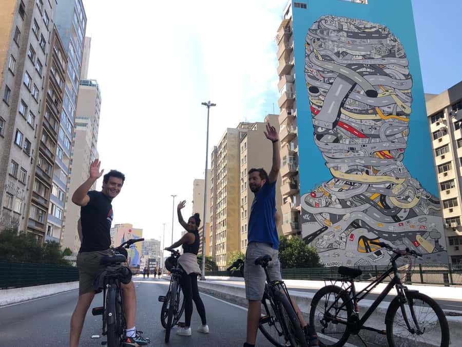São Paulo: Downtown Historical Bike Tour - Liberdade and the city’s many identities