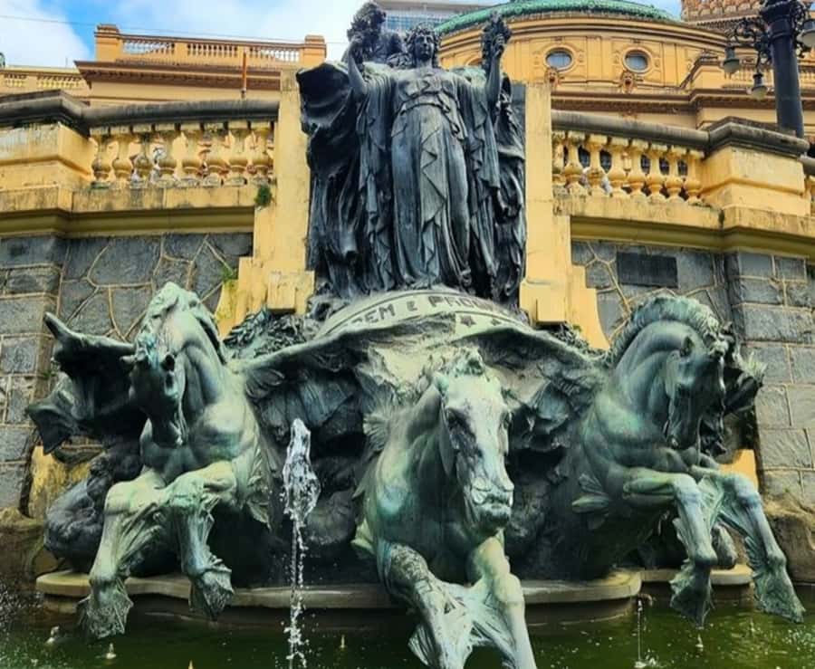 São Paulo : Highlights Walking Tour With A Guide - What the three-hour schedule really feels like