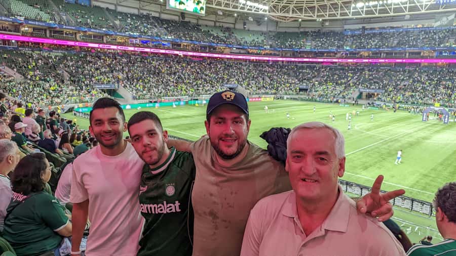 São Paulo: Join a Palmeiras Game Experience with a local - Why a Palmeiras match is a good way to meet São Paulo