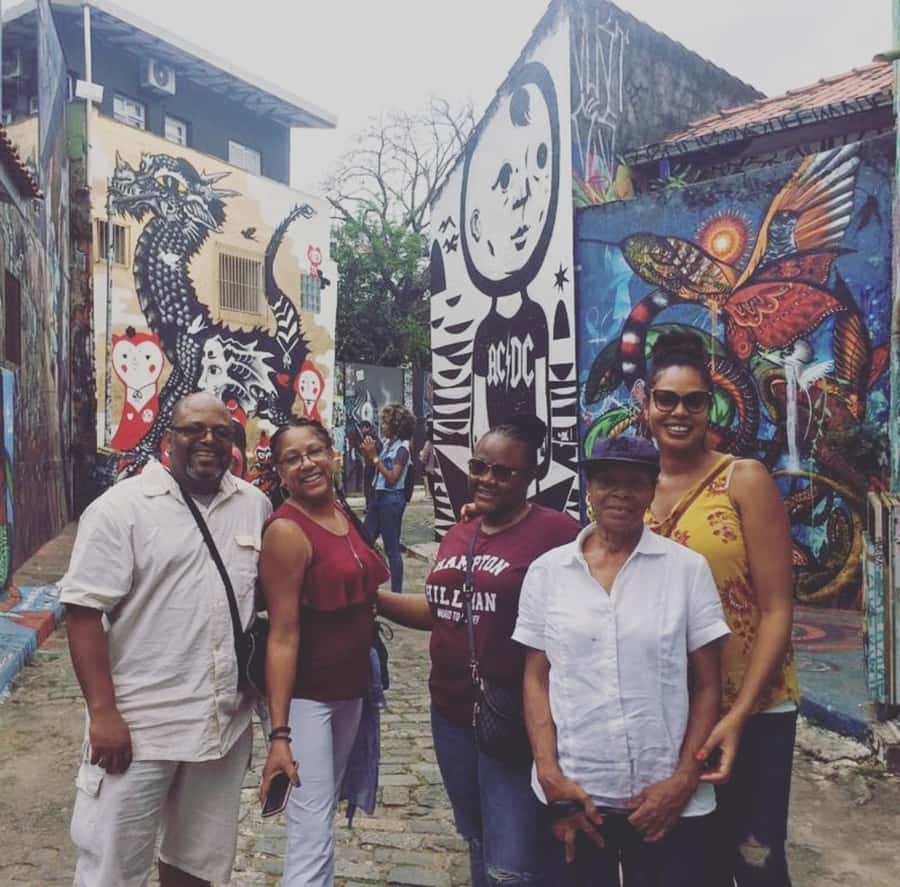 São Paulo: Layover Private Tour from GRU Airport - Vila Madalena and São Paulo’s murals