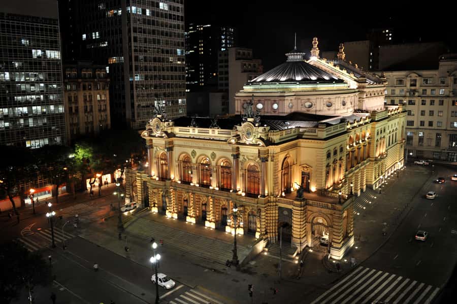São Paulo: Nightlife Extravaganza Tour with Rooftop Bars - The speakeasy stop and São Paulo’s past