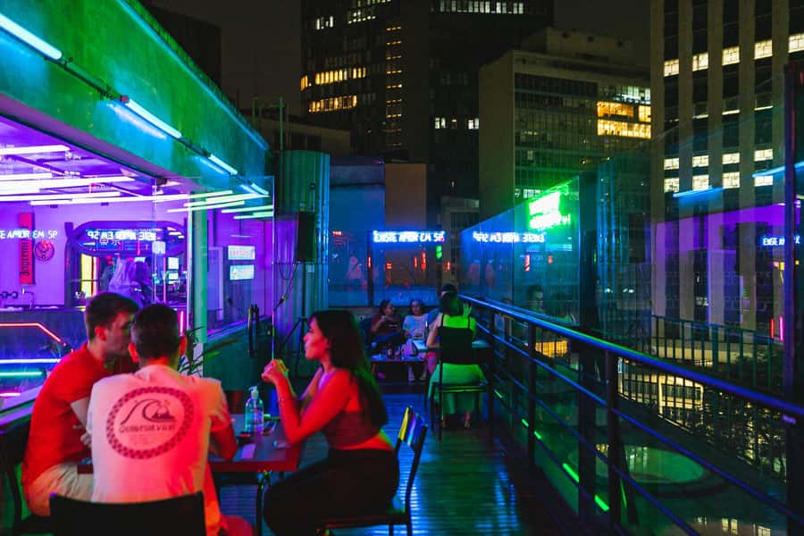 São Paulo: Nightlife Extravaganza Tour with Rooftop Bars - Vini’s guiding style and the private format