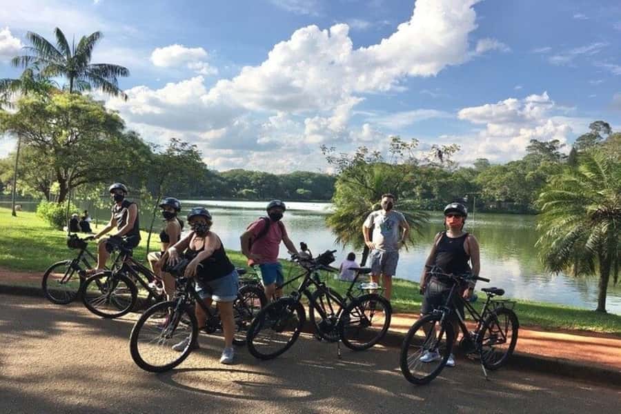 Sao Paulo: The Coolest Urban Scenes Bike Tour - Ibirapuera Park, São Paulo’s green reset button