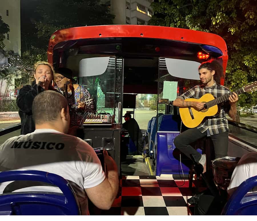 Skyline Night Tour Rio de Janeiro - Panoramic City Tour Rio Samba Bus - Lapa and central Rio after dark