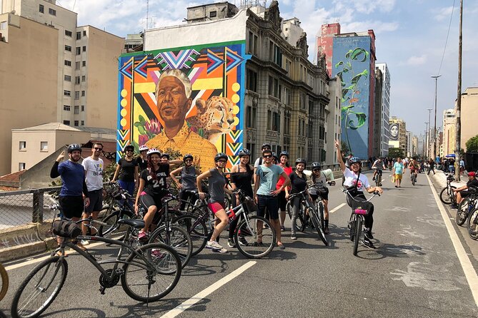 Street Art and Park Bike Tour - Carandiru and the harder side of São Paulo