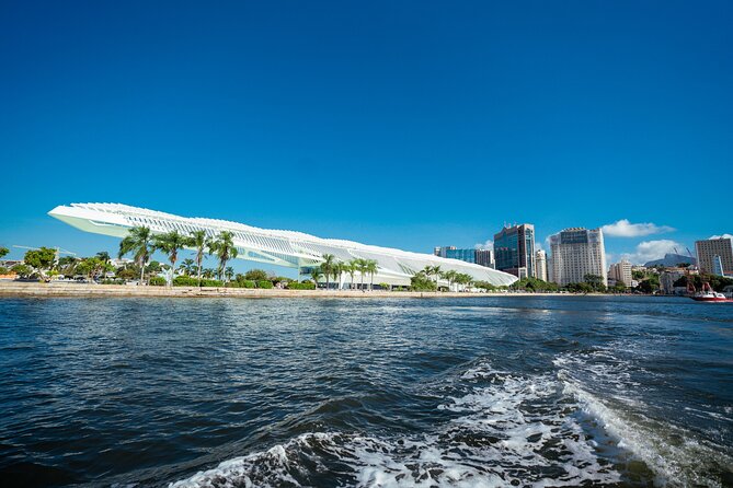 Sunset Boat Tour with Beer, Water, Soda and Snacks included - Adão e Eva Beach: the hour that sets this cruise apart