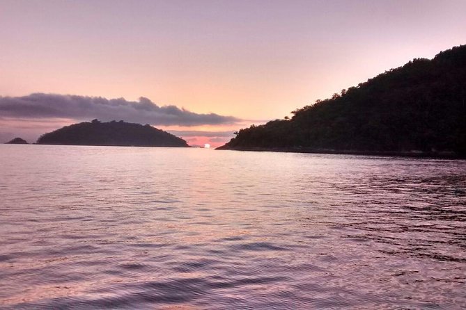 Sunset Kayaking - Why This Short Kayak Trip Works in Paraty