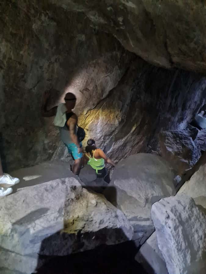 Tijuca Rain Forest - Adventure through Waterfalls & Caves - What the Guide Adds to the Day