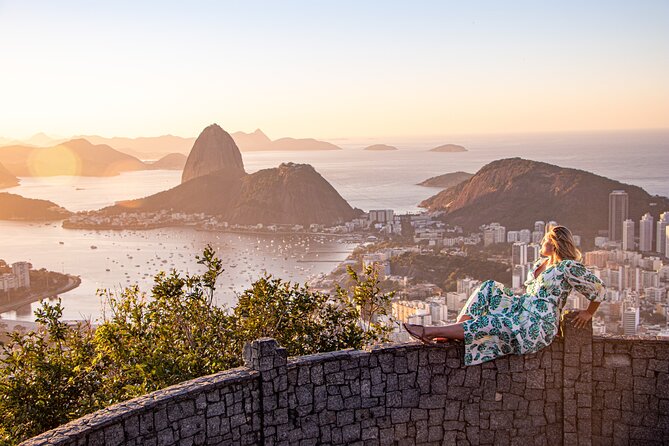 Tour to Mirante Dona Marta at sunrise with guide and photos! - Who will enjoy this early start